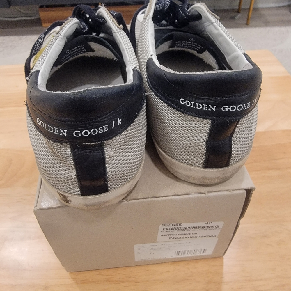 Golden Goose White Sneakers with Gold Star - Picture 4 of 5